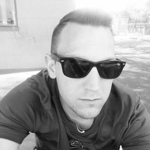 Meet your Posher, Alex